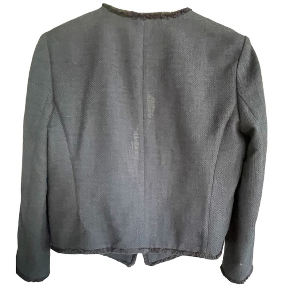 🔥🖤Ann Taylor black blazer with eyelash trim. Size M. Beautiful fit & style! - Picture 5 of 5